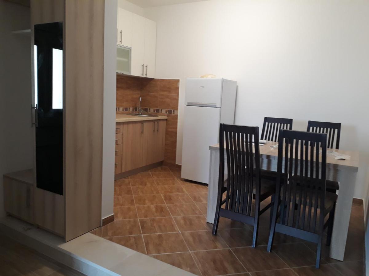Apartmani Andrea Herceg Novi Exteriér fotografie