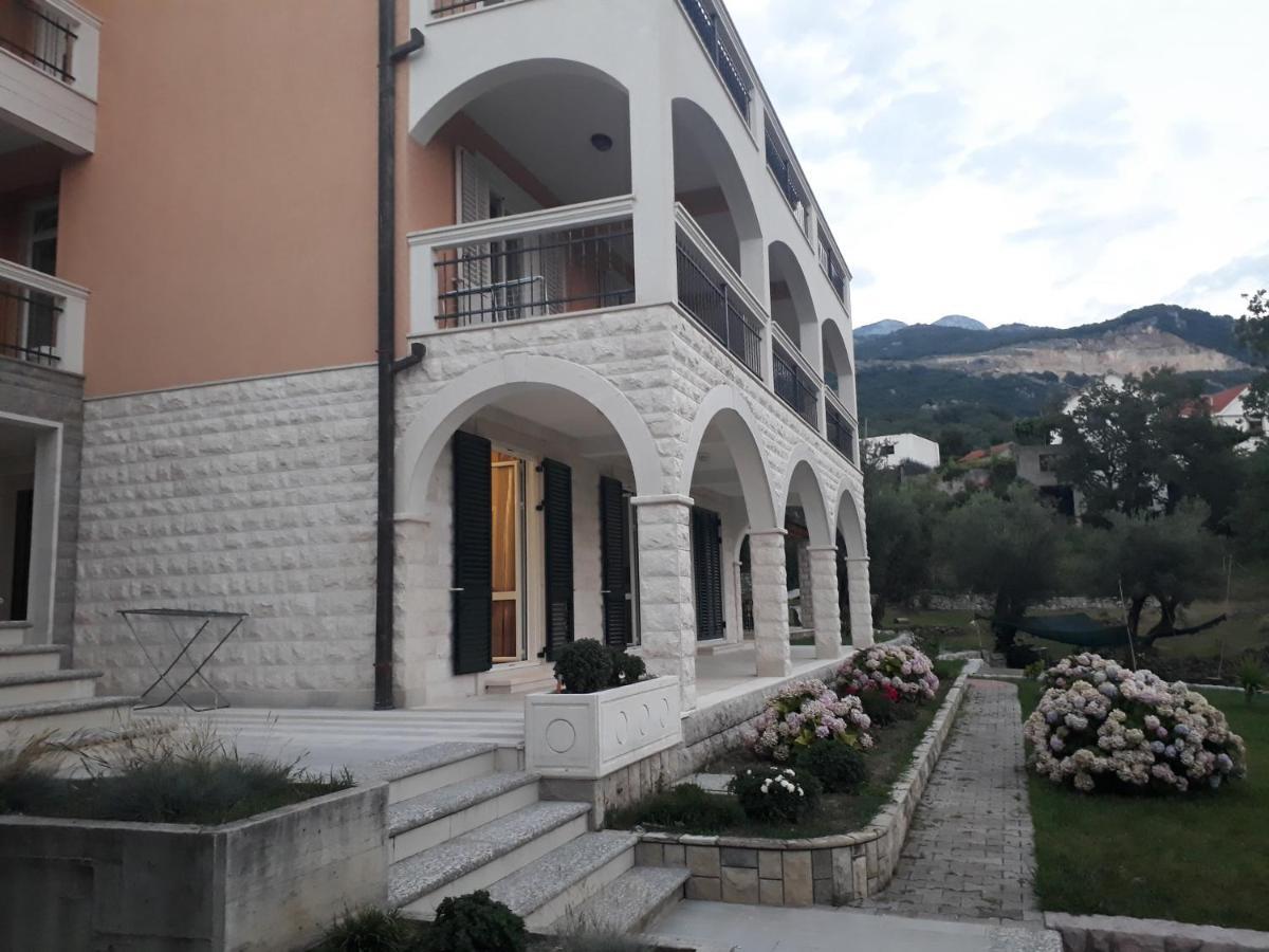 Apartmani Andrea Herceg Novi Exteriér fotografie