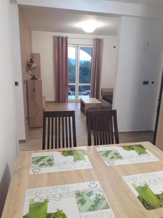 Apartmani Andrea Herceg Novi Exteriér fotografie