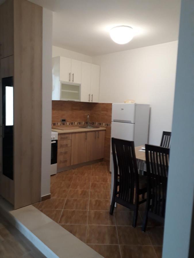 Apartmani Andrea Herceg Novi Exteriér fotografie